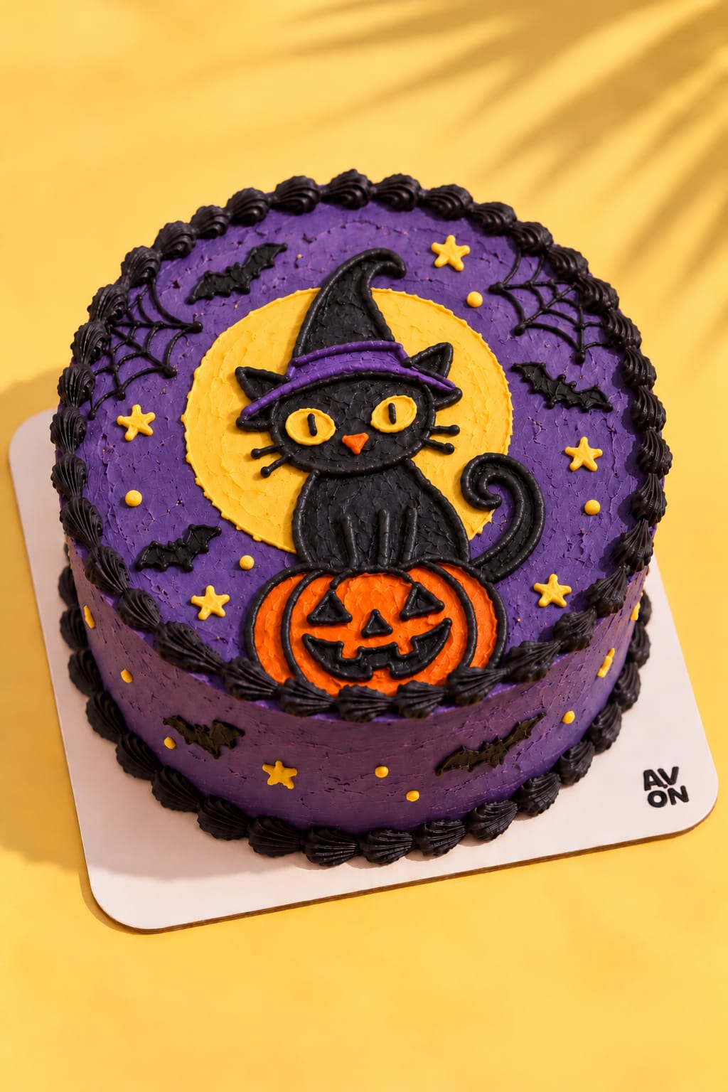 Halloween cake: the Halloween Night cake by Avon Cake