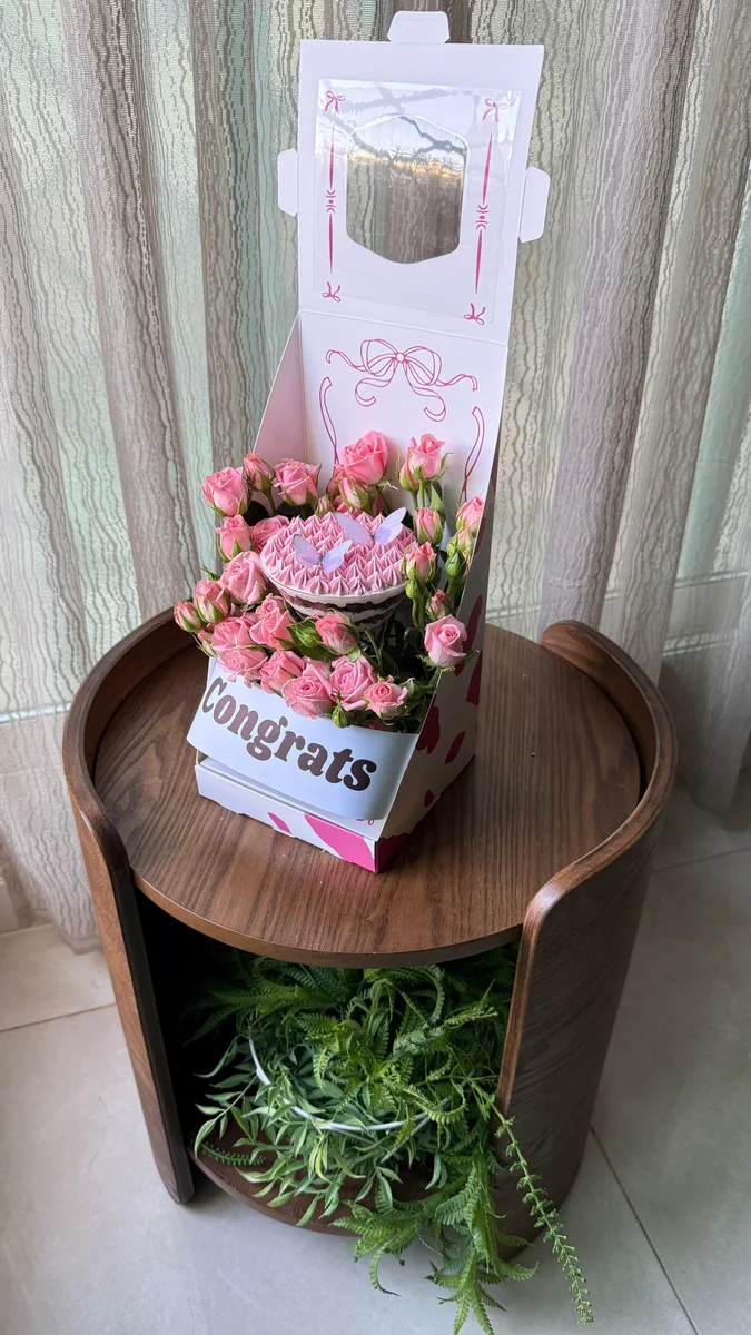 Martini cake with baby roses by Avon Cake